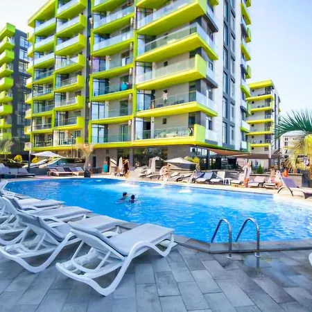 Seabreeze Family Premier - Pool & *